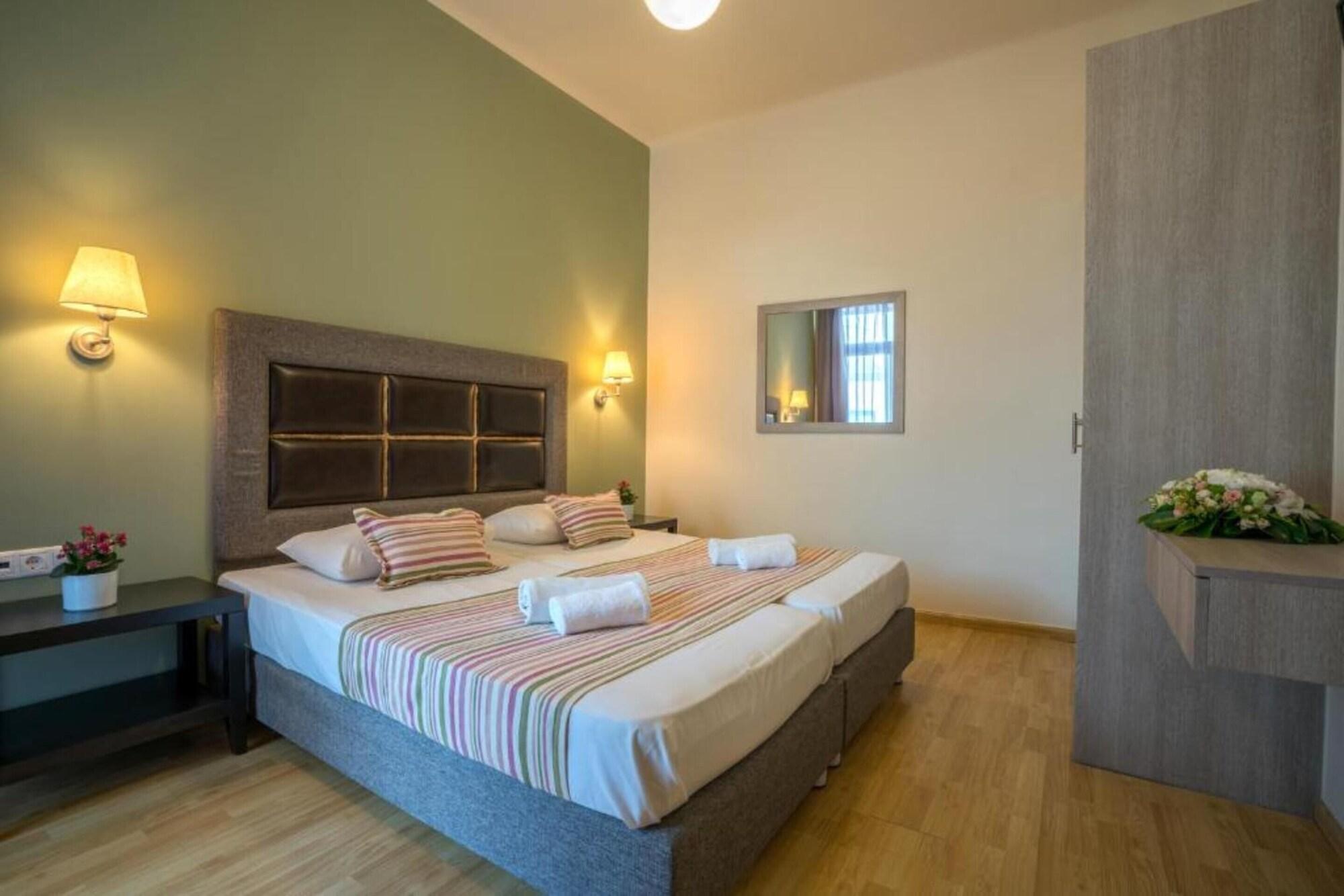 Alianthos Beach Hotel Plakias Esterno foto